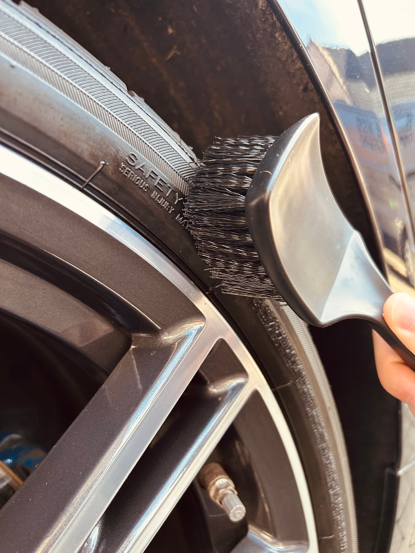 Tire Scrub Brush