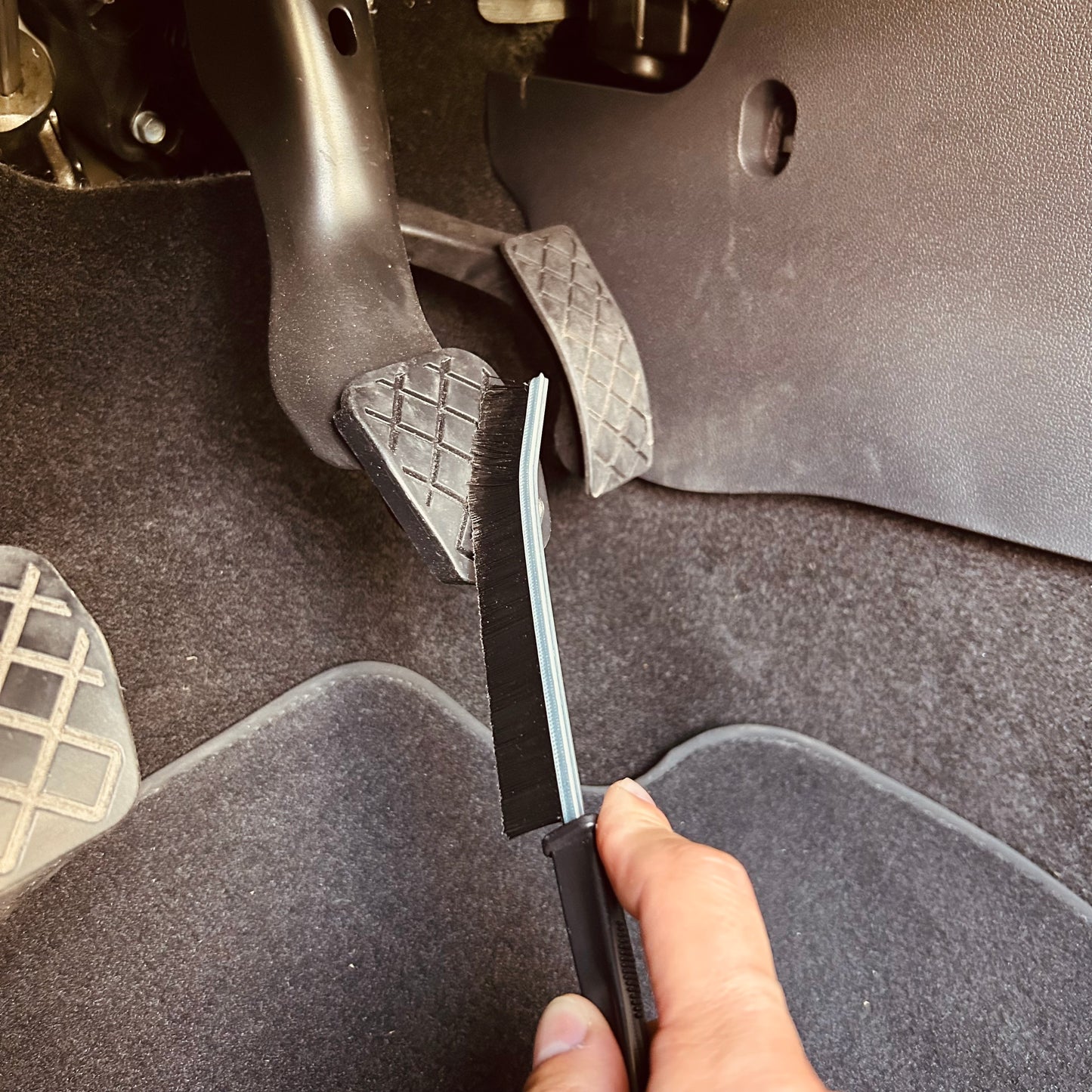Toughclean Pedal & Rubber Brush